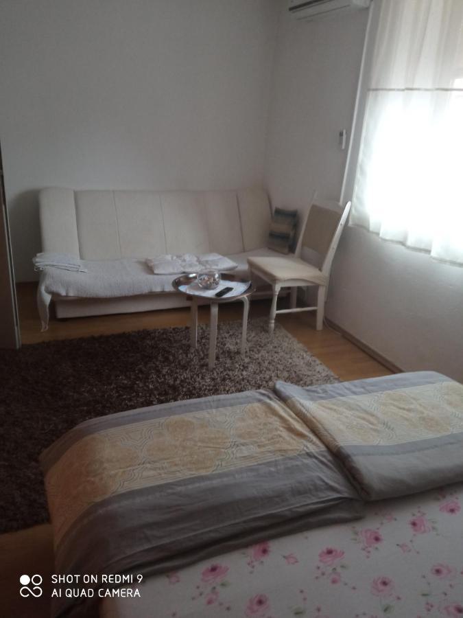 מוסטר Guesthouse No.27 מראה חיצוני תמונה